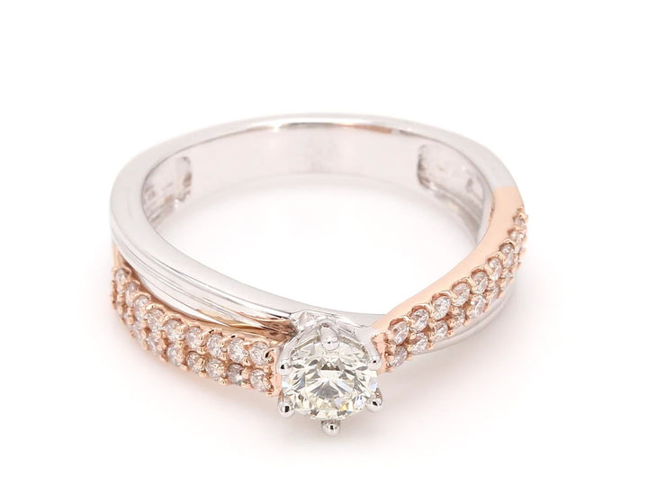 Sparkling Round Brilliant Canadian Diamond Ring